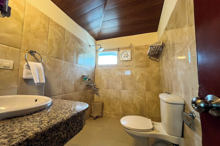 Room 41 of 60