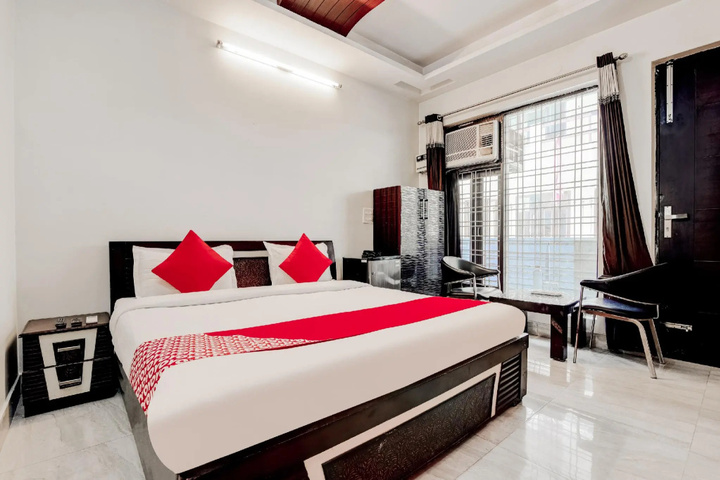 Room 3 of 4
