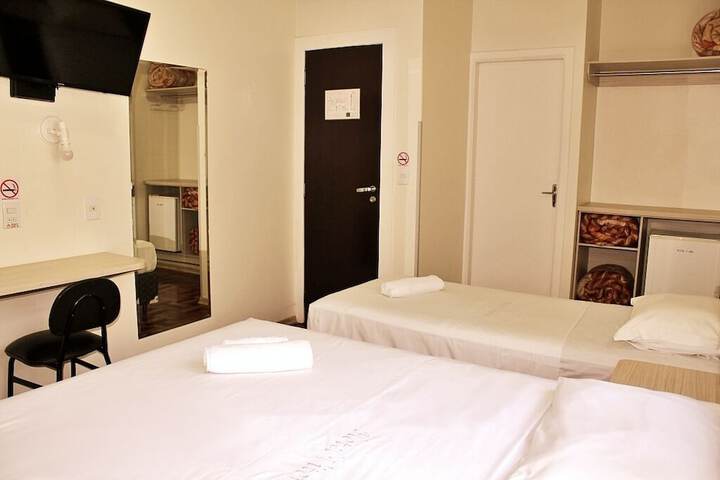 Room 30 of 63