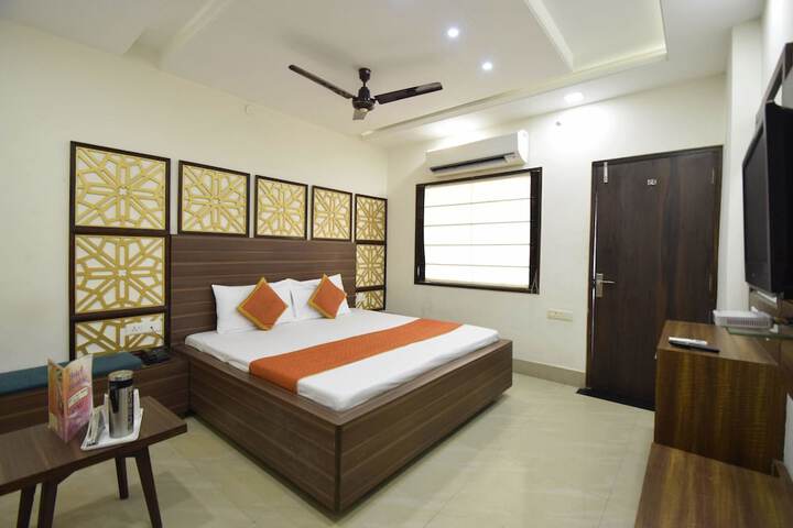 Room 3 of 23