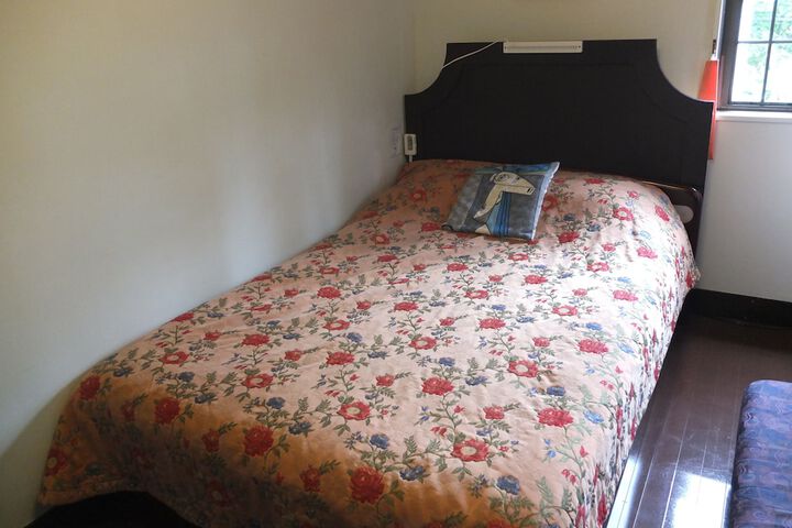 Room 19 of 78