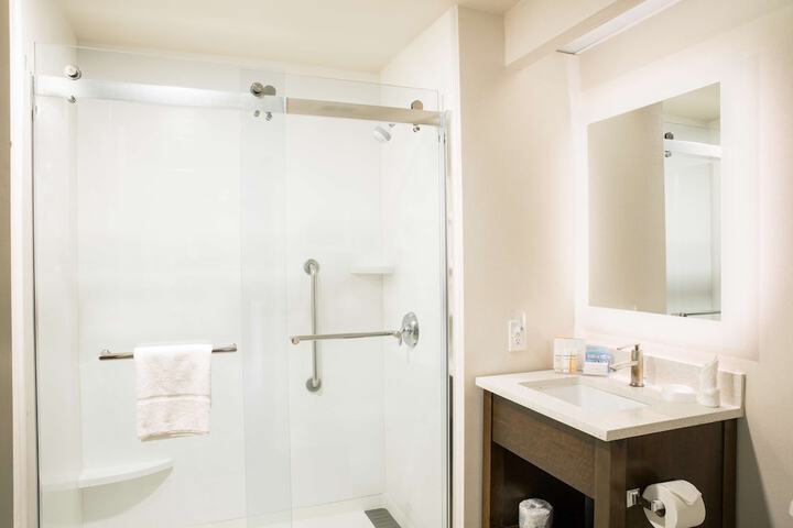Bathroom shower