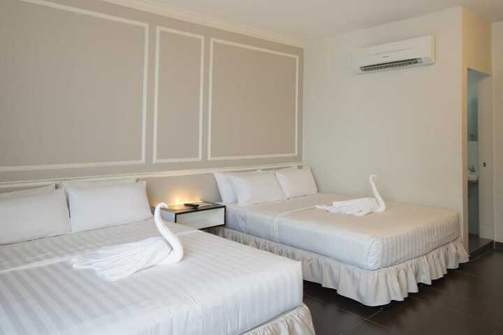 Room 14 of 31