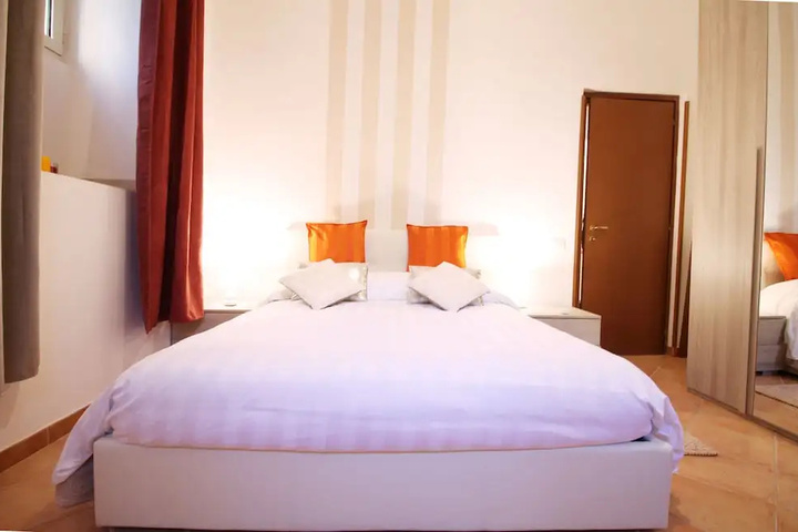 Room 3 of 14
