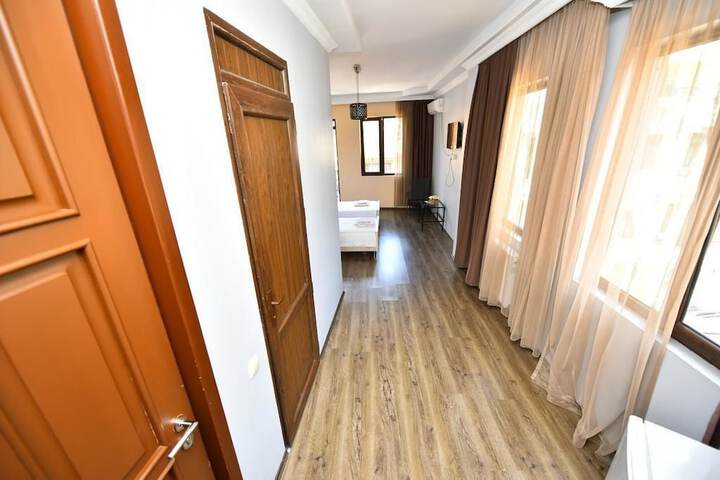 Room 20 of 54