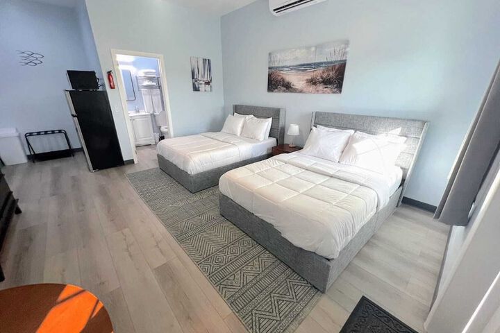Room 3 of 16
