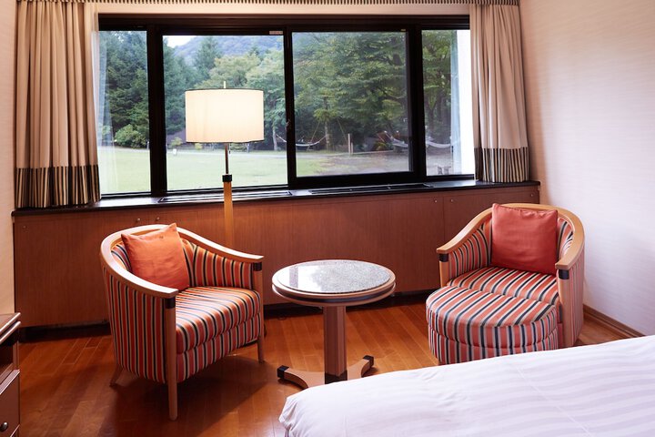 Room 7 of 60