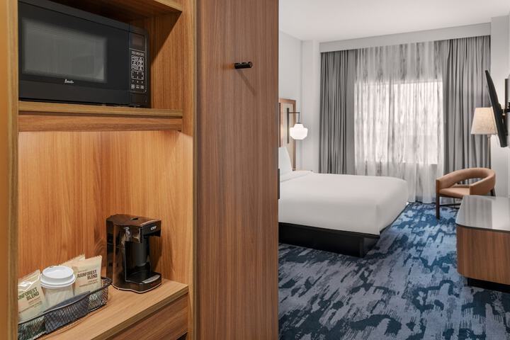 Room 14 of 48