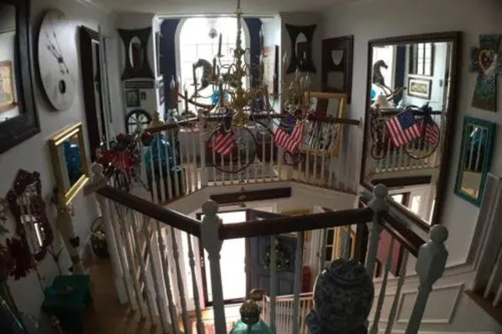 Room 15 of 27
