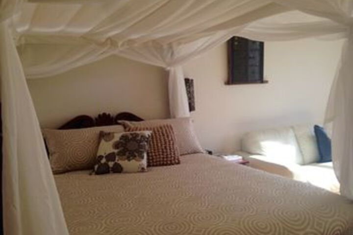 Room 18 of 37