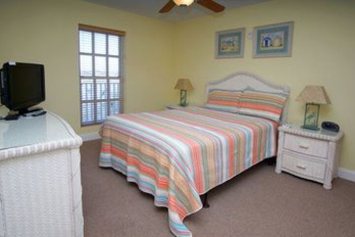 Room 9 of 21