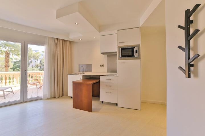 Room 4 of 55