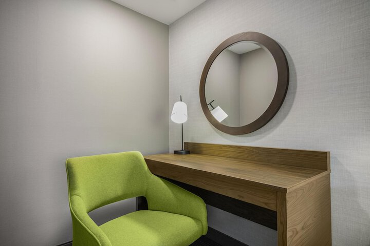 Room 14 of 45