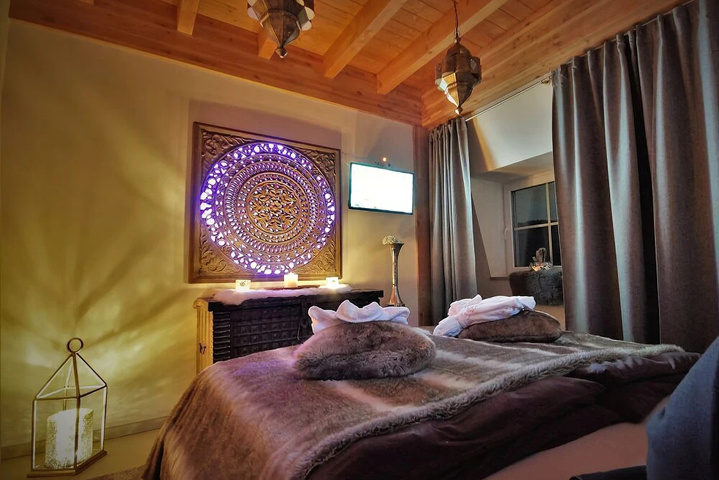 Room 5 of 26