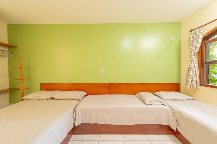 Room 10 of 122