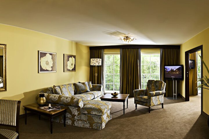 Room 15 of 71