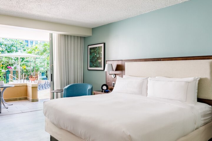 Hotel Exterior 67 of 68