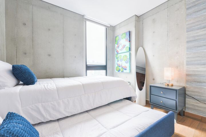 Room 29 of 169