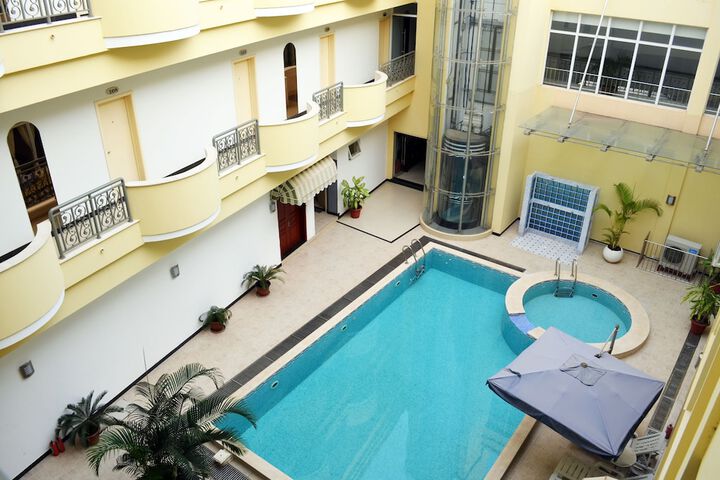 Pool 24 of 66