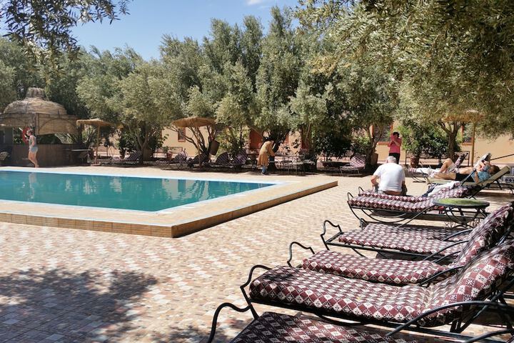 Pool 66 of 124