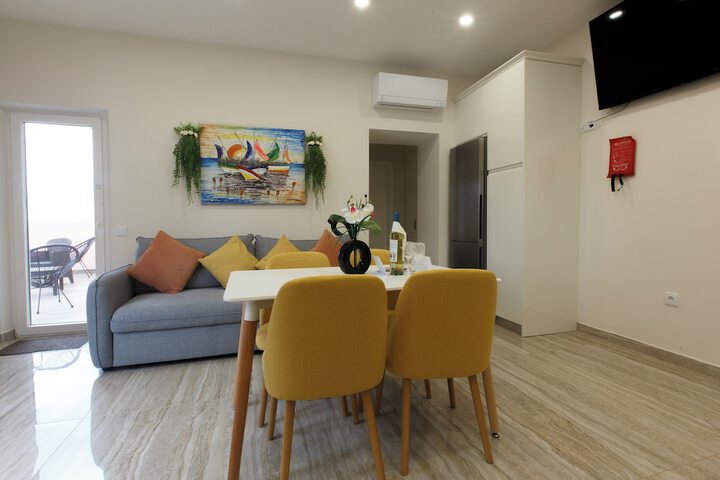 Room 46 of 79