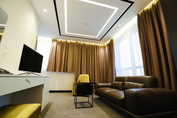 Room 18 of 47