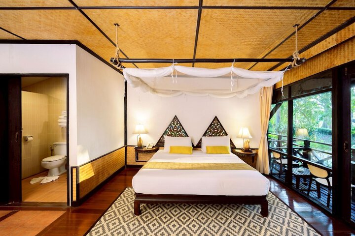 Room 10 of 73