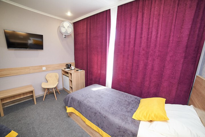 Room 33 of 54