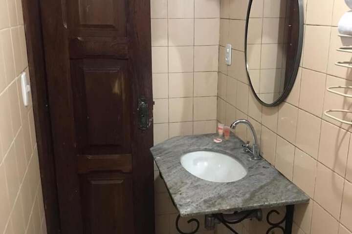 Room 45 of 70