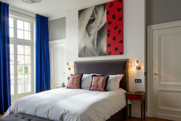 Room 5 of 22