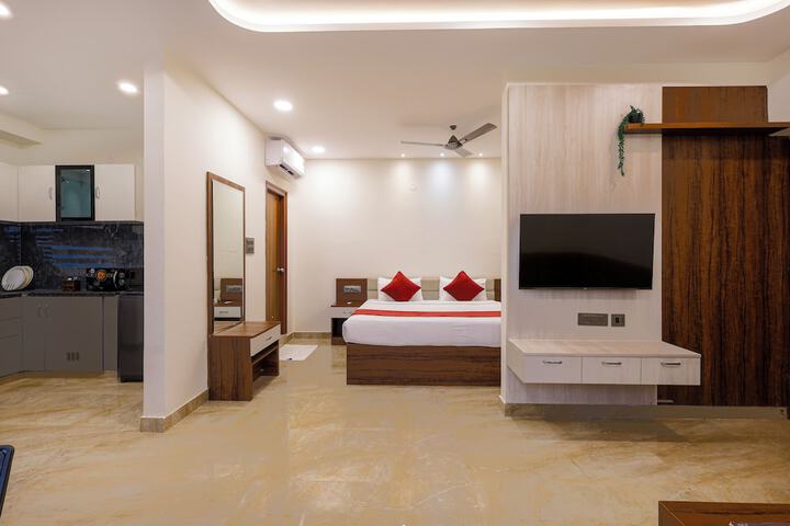 Room 12 of 42