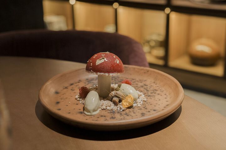Dining 113 of 145