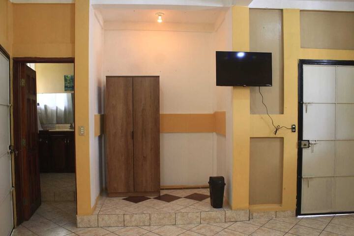 Room 4 of 22