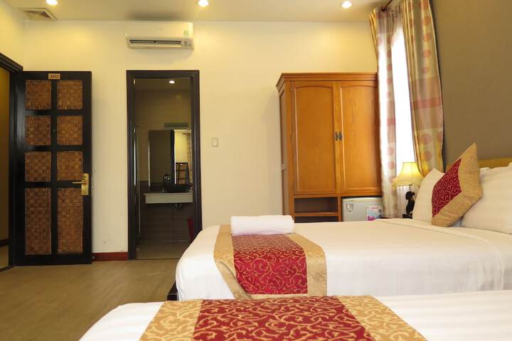 Room 13 of 39