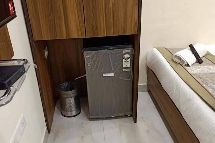 Room 19 of 36