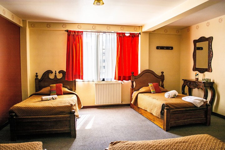 Room 10 of 27