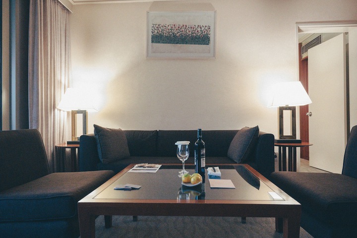 Room 64 of 91
