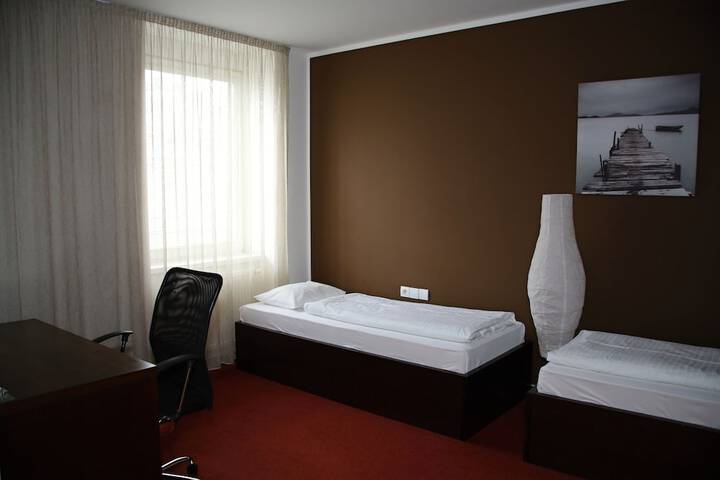 Room 31 of 60