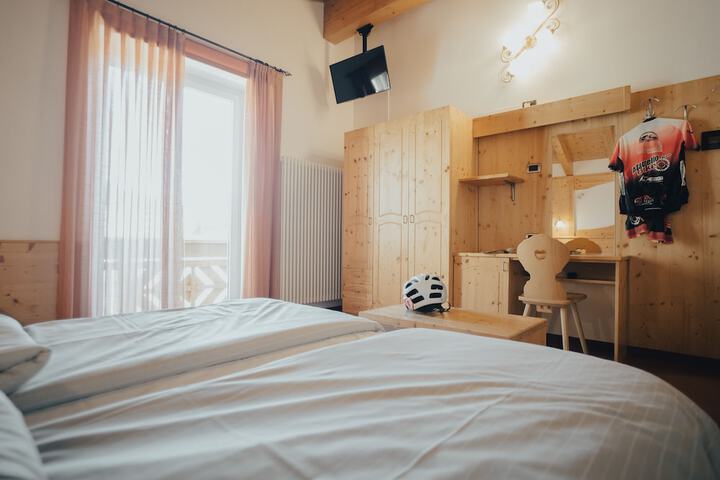 Room 17 of 92