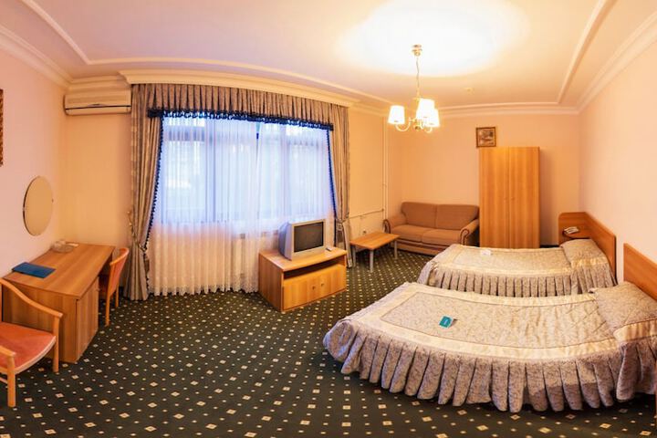 Room 5 of 24