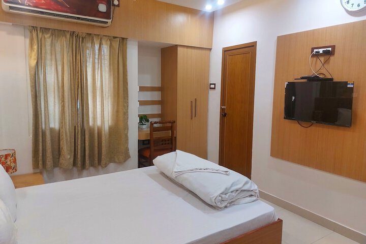 Room 10 of 19