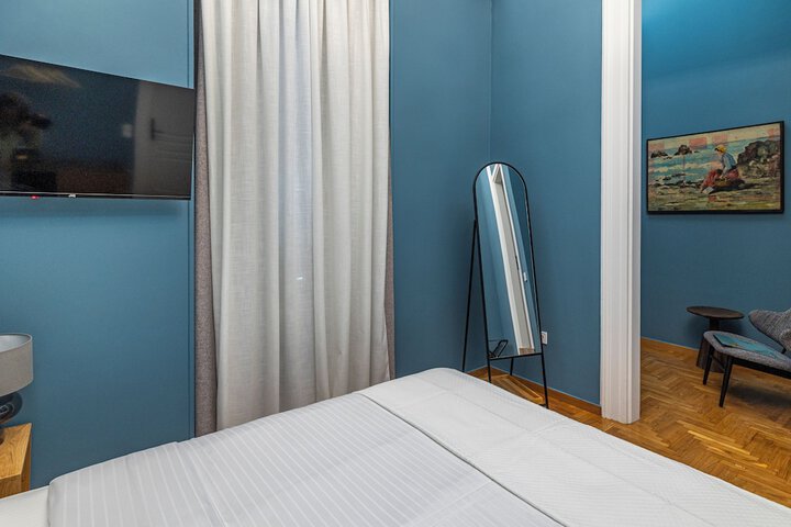 Room 54 of 112