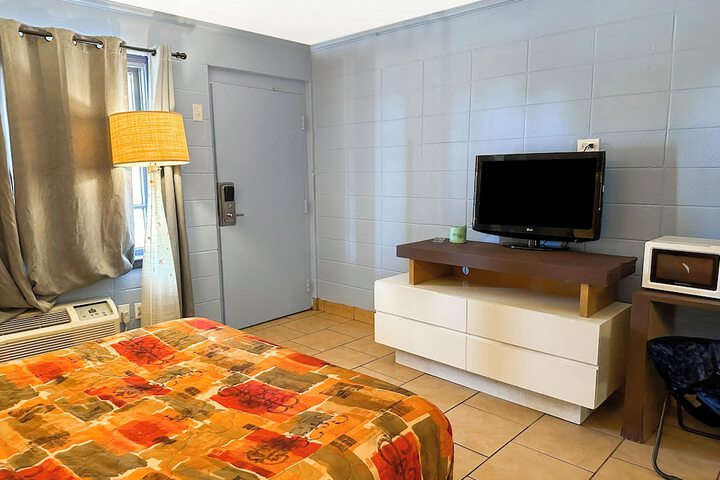 Family Room with 2 Double Beds (2 of 8)