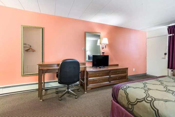 Standard Double Room (6 of 10)