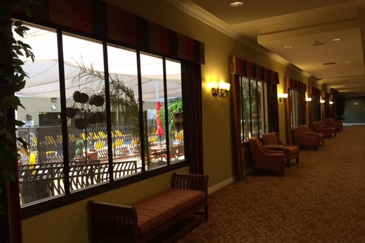 Ballroom/Hall 26 of 40