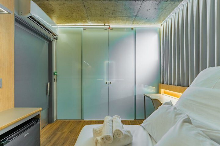 Room 17 of 71