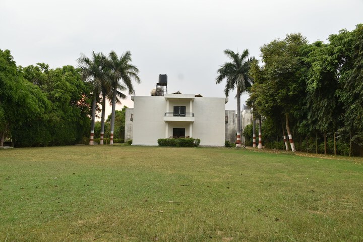 Hotel 64 of 66