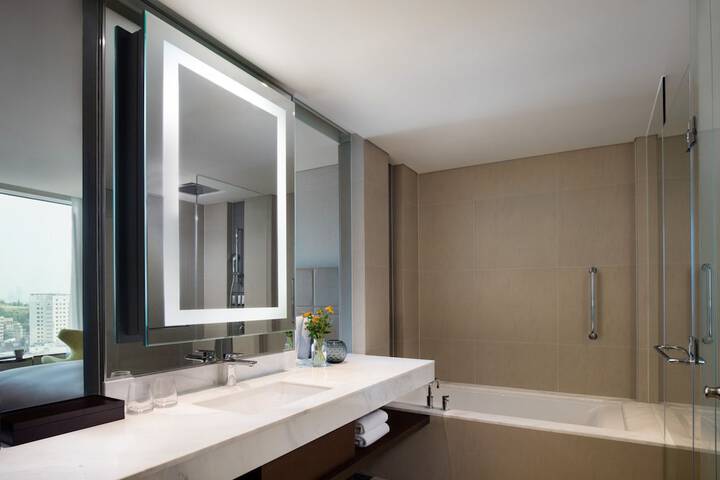 Clean Restrooms