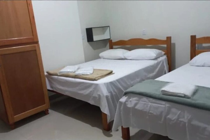 Room 3 of 18