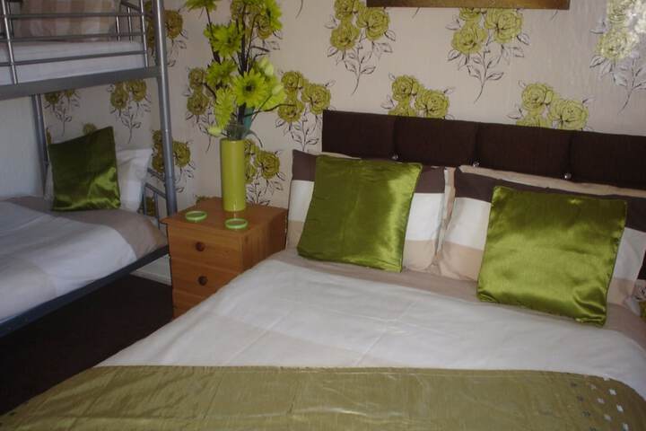 Room 10 of 67